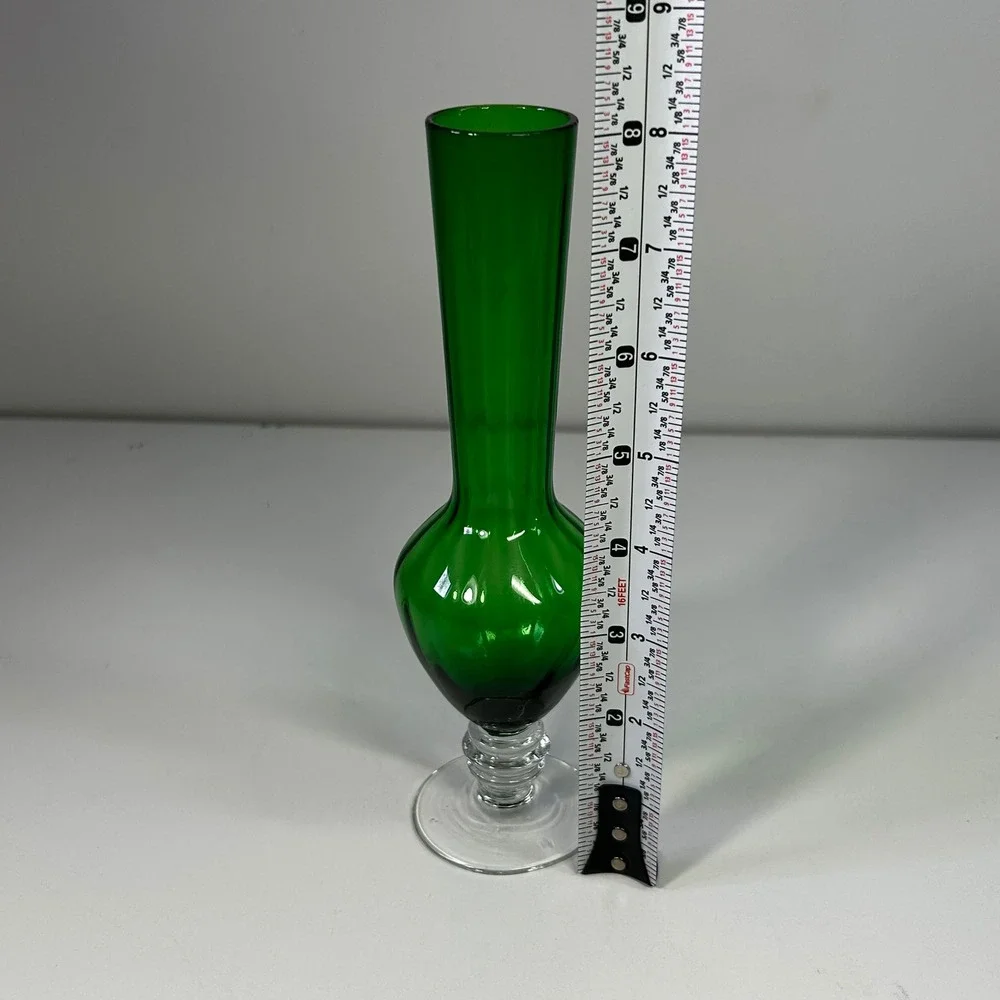 Vintage Emerald Green Art Glass Bud Vase Clear Stem Foot 8.5